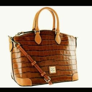 Large shoulder youre authentic Dooney and Bourke